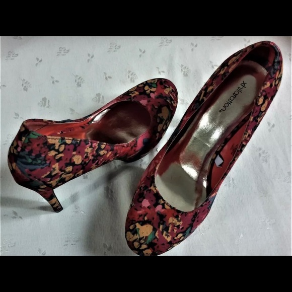Xhilaration red floral platform stiletto - Picture 7 of 12